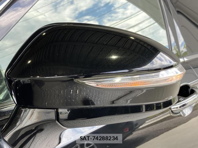 Toyota CROWN SEDAN 2015-08 8335378-4