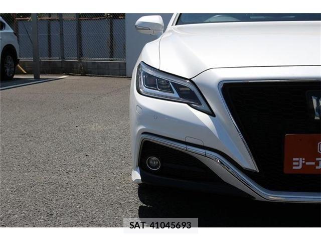 Toyota CROWN SEDAN 2020-11 8335372-25