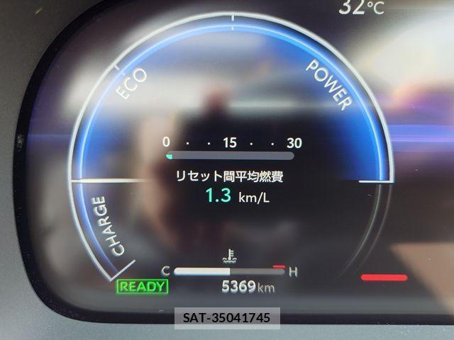 Toyota CROWN SEDAN 2025-02 8335357-13