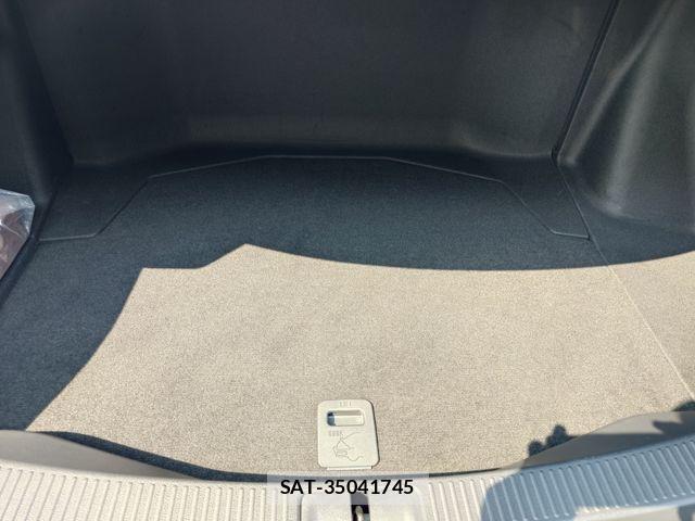 Toyota CROWN SEDAN 2025-02 8335357-26