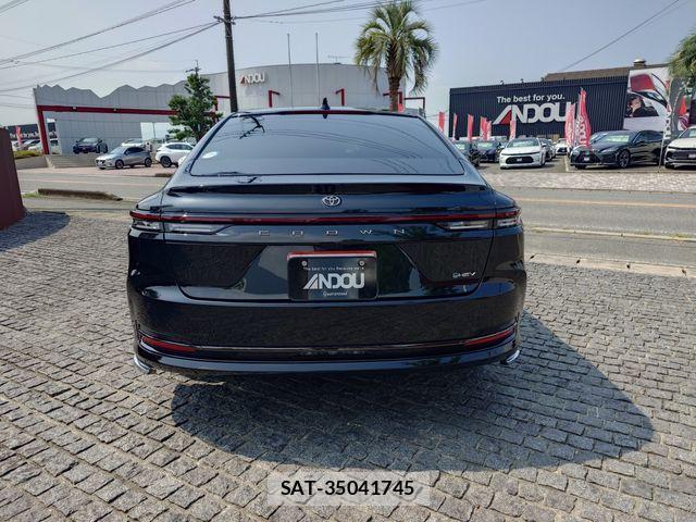 Toyota CROWN SEDAN 2025-02 8335357-6
