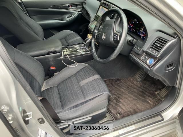 Toyota CROWN SEDAN 2014-03 8335395-12