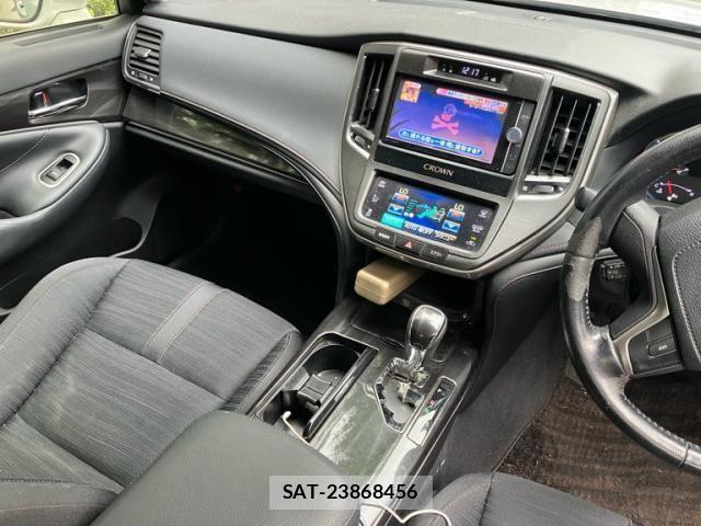 Toyota CROWN SEDAN 2014-03 8335395-17