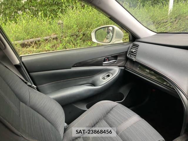 Toyota CROWN SEDAN 2014-03 8335395-19