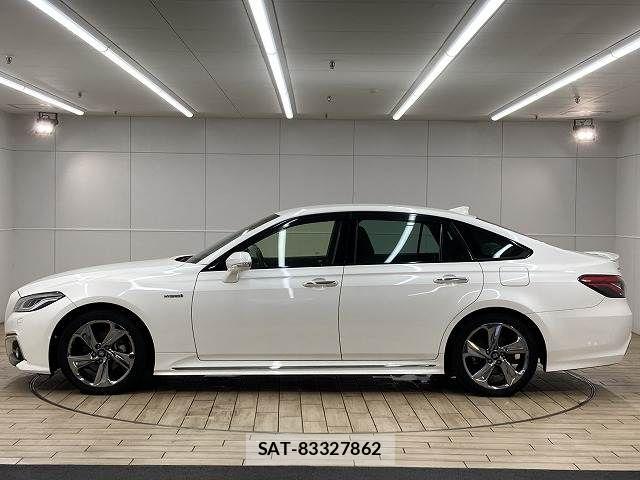 Toyota CROWN SEDAN 2019-09 8335380-16