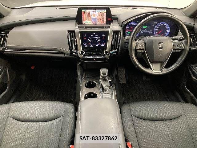 Toyota CROWN SEDAN 2019-09 8335380-1