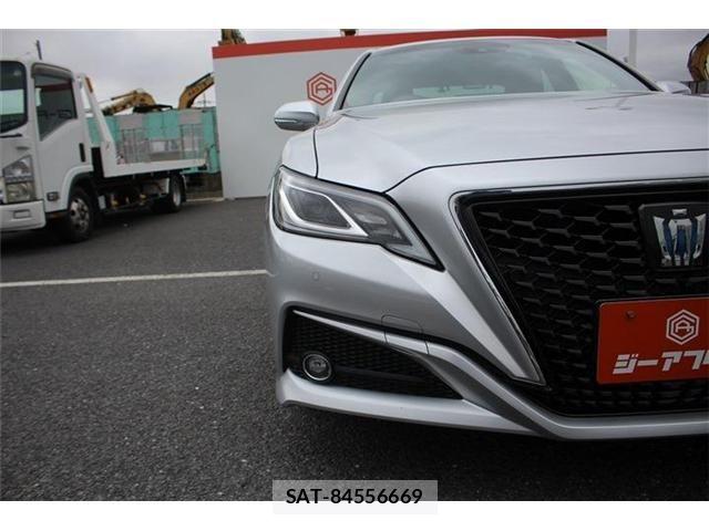 Toyota CROWN SEDAN 2021-07 8335369-23