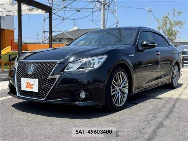 Toyota CROWN SEDAN 2013-02 8335383-9