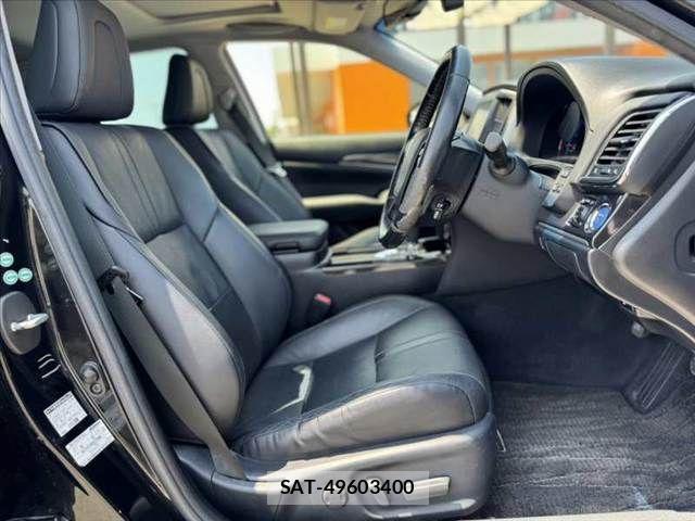Toyota CROWN SEDAN 2013-02 8335383-15