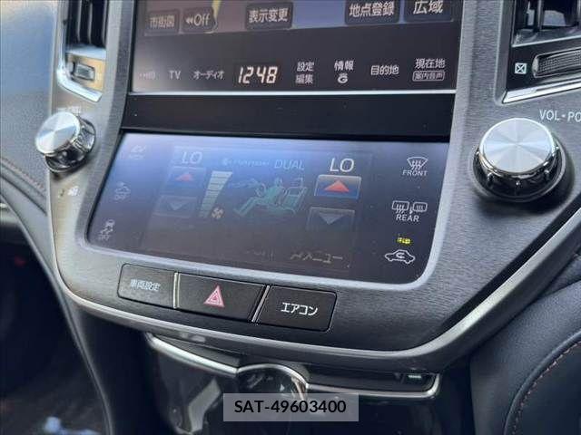 Toyota CROWN SEDAN 2013-02 8335383-21