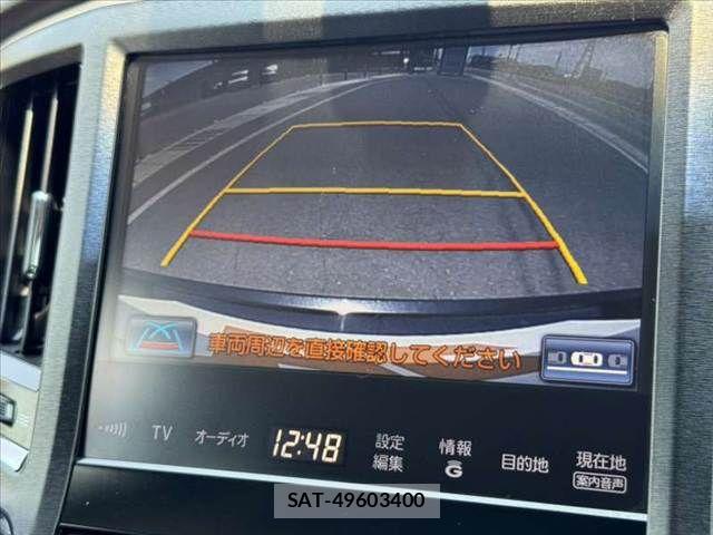 Toyota CROWN SEDAN 2013-02 8335383-3