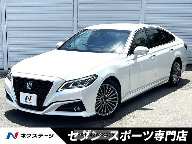 Toyota CROWN SEDAN 2021-12 8335362-0