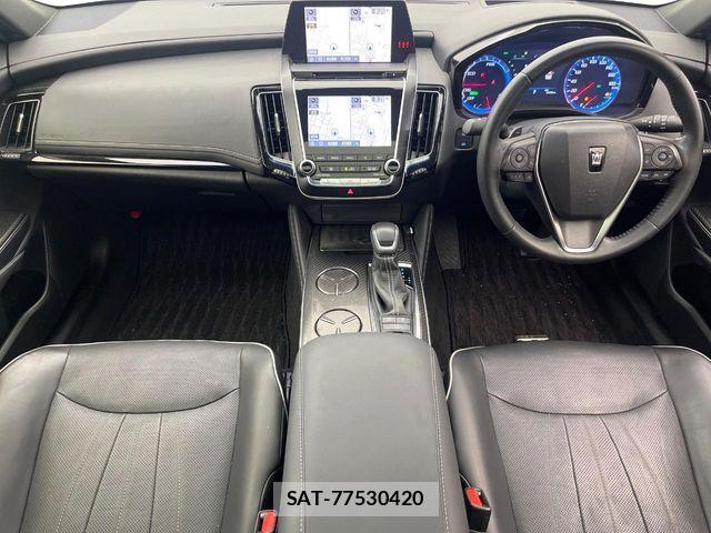 Toyota CROWN SEDAN 2018-12 8335365-1