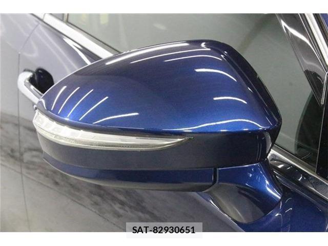 Toyota CROWN SEDAN 2016-09 8335390-9