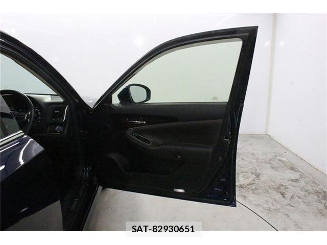 Toyota CROWN SEDAN 2016-09 8335390-29