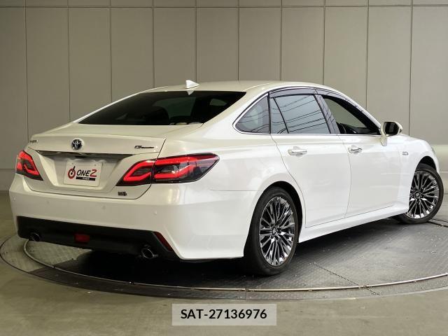Toyota CROWN SEDAN 2020-02 8335368-1