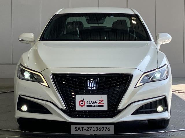 Toyota CROWN SEDAN 2020-02 8335368-24