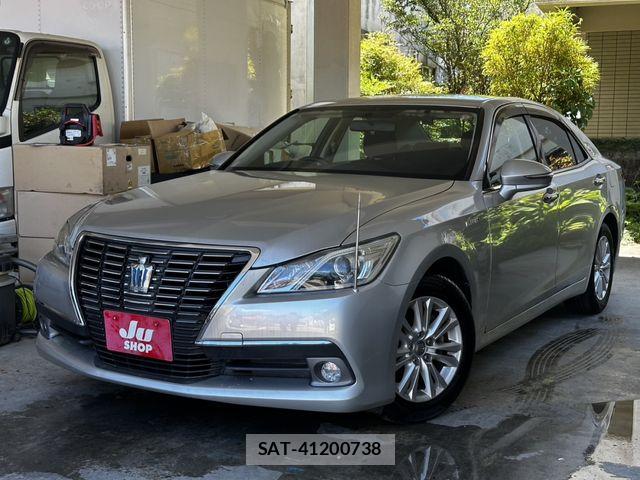 Toyota CROWN SEDAN 2014-10 8335392-0