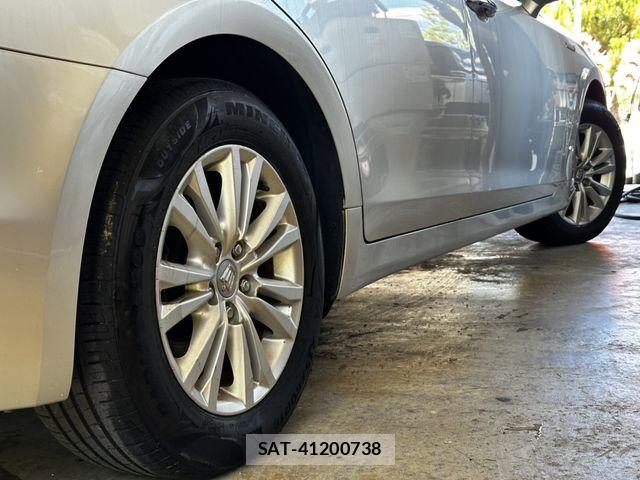 Toyota CROWN SEDAN 2014-10 8335392-14