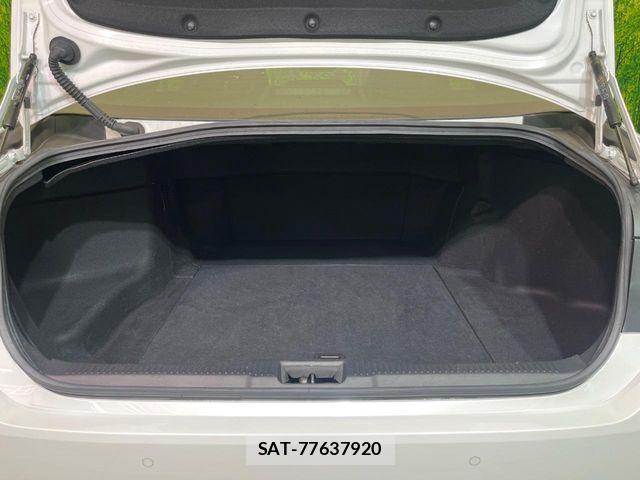 Toyota CROWN SEDAN 2022-05 8335366-9