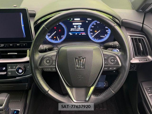 Toyota CROWN SEDAN 2022-05 8335366-10