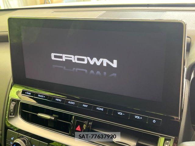 Toyota CROWN SEDAN 2022-05 8335366-2