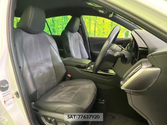 Toyota CROWN SEDAN 2022-05 8335366-7