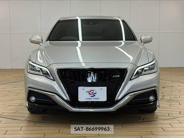 Toyota CROWN SEDAN 2021-11 8334921-14