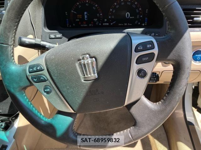 Toyota CROWN SEDAN 2010-05 8335396-12