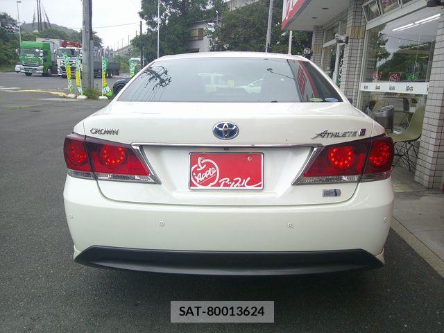 Toyota CROWN SEDAN 2013-09 8335394-4