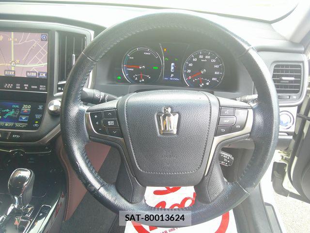 Toyota CROWN SEDAN 2013-09 8335394-7