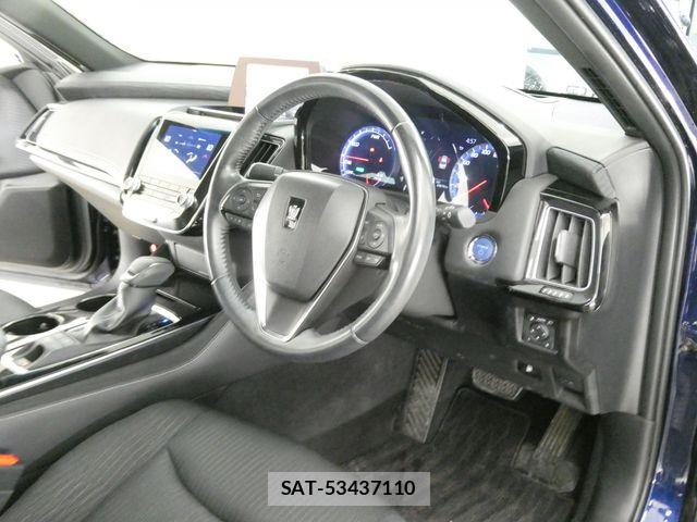 Toyota CROWN SEDAN 2018-11 8335381-12