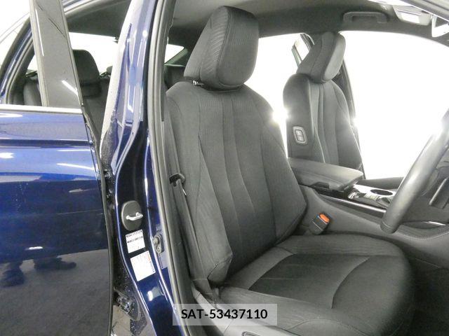 Toyota CROWN SEDAN 2018-11 8335381-17