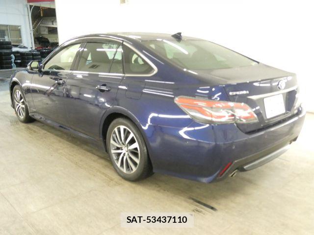 Toyota CROWN SEDAN 2018-11 8335381-1