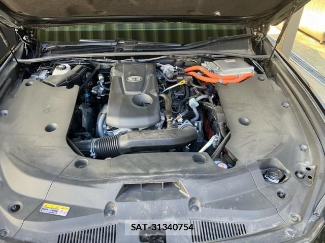 Toyota CROWN SEDAN 2023-12 8335356-9