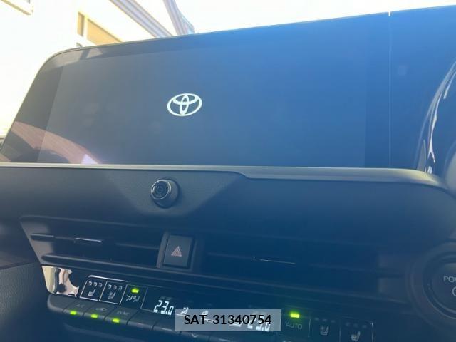 Toyota CROWN SEDAN 2023-12 8335356-12