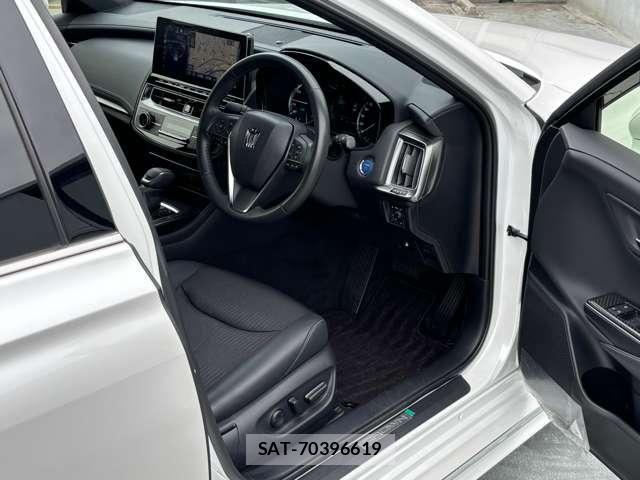 Toyota CROWN SEDAN 2020-11 8335359-11