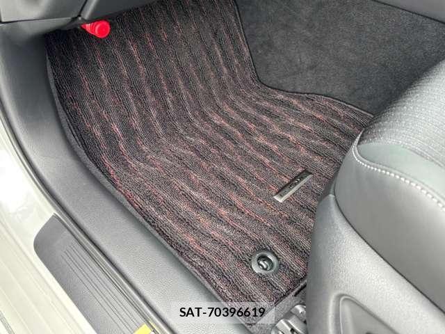 Toyota CROWN SEDAN 2020-11 8335359-28