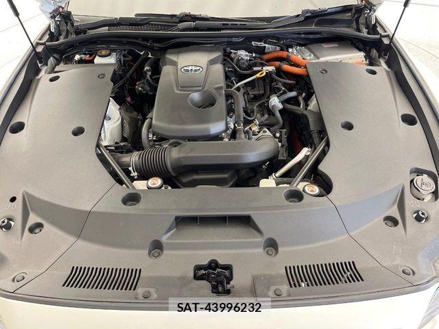 Toyota CROWN SEDAN 2018-10 8335363-19