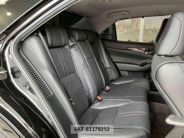 Toyota CROWN SEDAN 2016-04 8335374-20