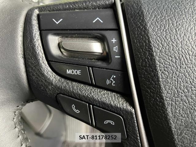 Toyota CROWN SEDAN 2016-04 8335374-26