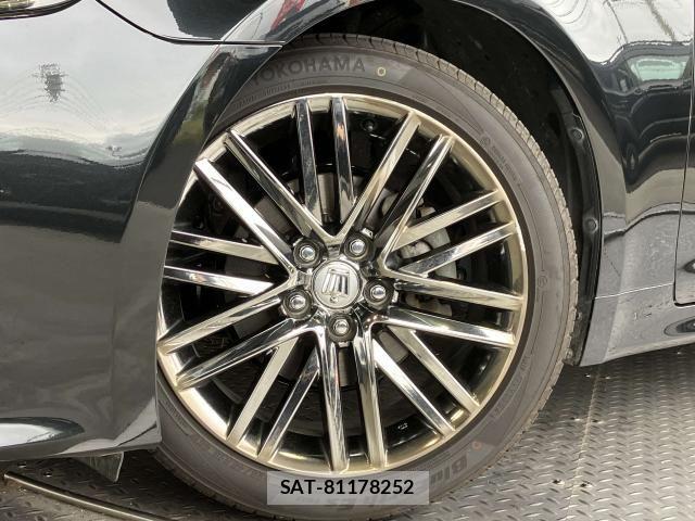 Toyota CROWN SEDAN 2016-04 8335374-2