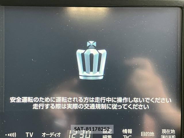 Toyota CROWN SEDAN 2016-04 8335374-8