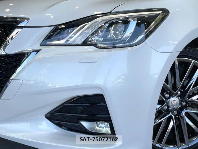 Toyota CROWN SEDAN 2016-01 8335375-11