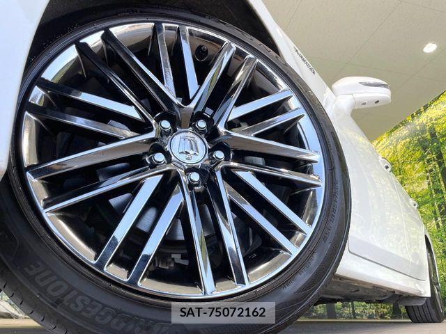 Toyota CROWN SEDAN 2016-01 8335375-12