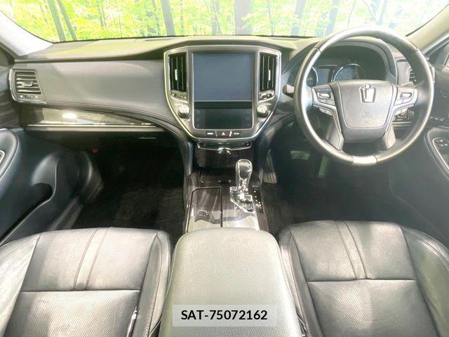 Toyota CROWN SEDAN 2016-01 8335375-1