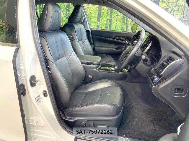Toyota CROWN SEDAN 2016-01 8335375-7