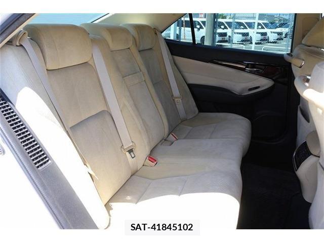 Toyota CROWN SEDAN 2016-01 8335388-17