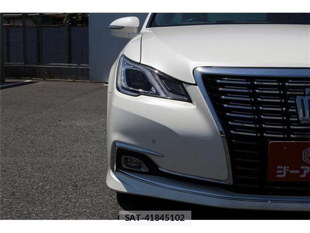 Toyota CROWN SEDAN 2016-01 8335388-25