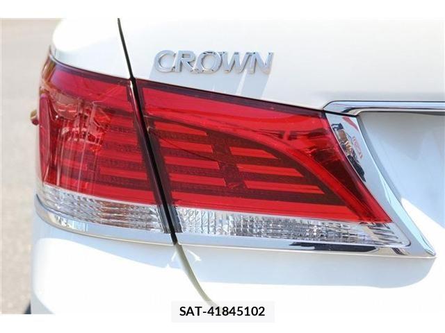 Toyota CROWN SEDAN 2016-01 8335388-29